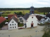Kirche und Gaststätte von oben (2018)