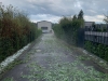 Straße zum Sportplatz